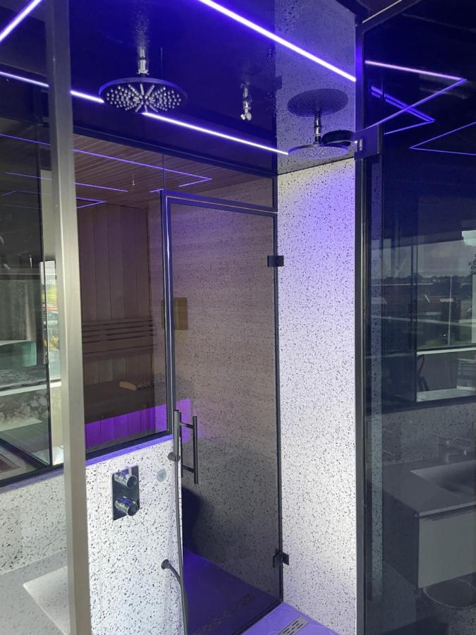 Above And Beyond - Luxe Met Sauna En Stoomdouche *